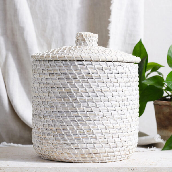 The White Company Whitewashed Seagrass Storage Basket