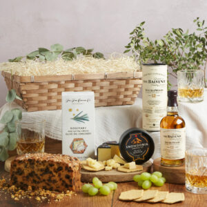Luxury Hampers -SH01 Premium Whisky and Food Gift Basket