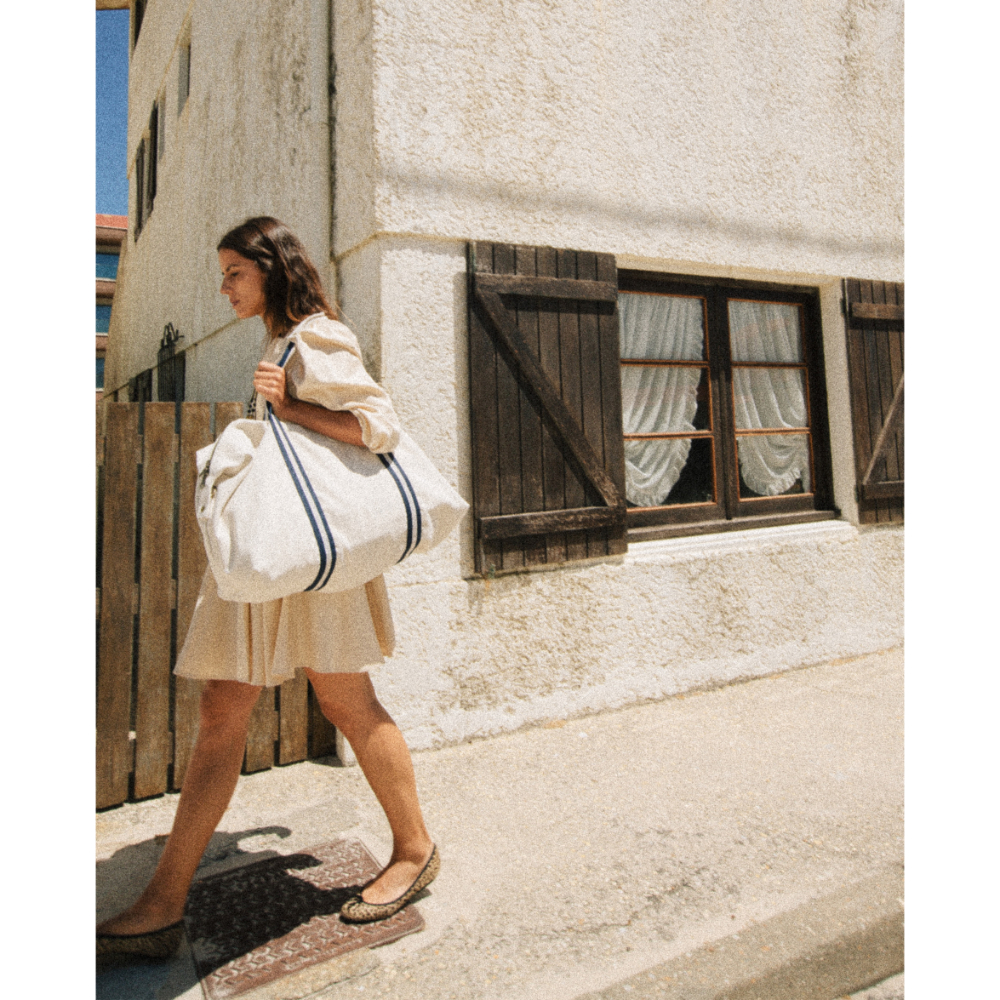 Farans Cream Bodhi Voyager Large Canvas Weekender Bag - Image 4