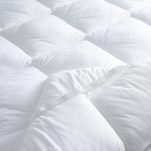 The White Company Hypo -Allergenic Comfort Topper - Double