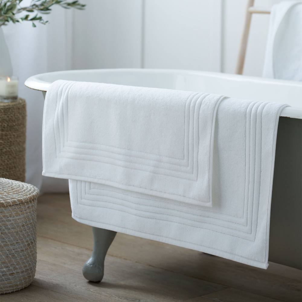 The White Company Egyptian Cotton Med Bath Mat White